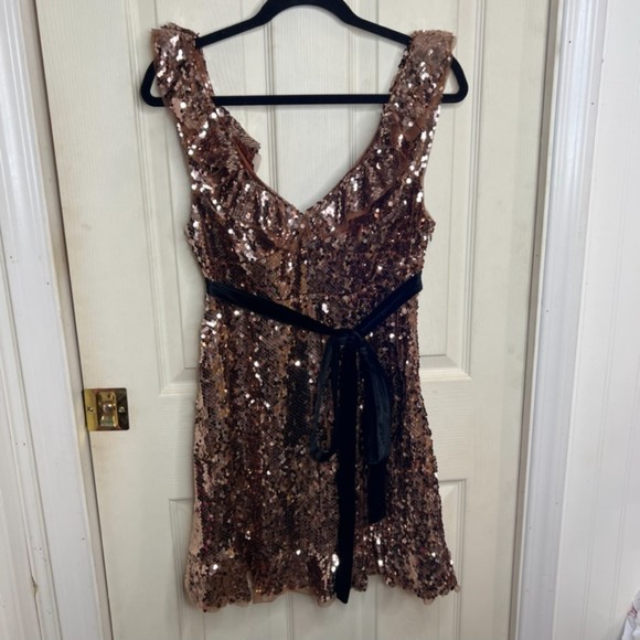 NWT Free People Tribeca Holiday Sequins Bronze Cocktail Glam Dress Size 6 - Picture 2 of 11